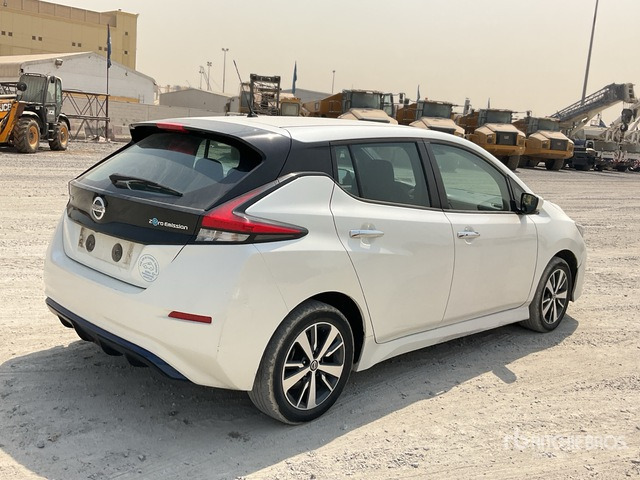 2020 Nissan LEAF Electric Automobile - Автомобил: слика 4 2020 Nissan LEAF Electric Automobile - Автомобил: слика 4