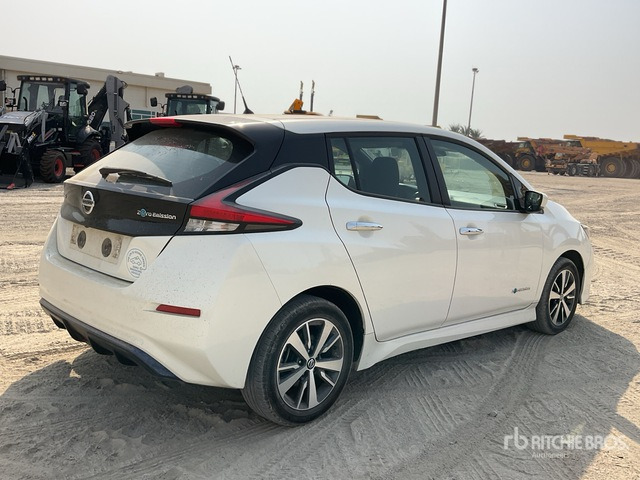 2020 Nissan LEAF Electric Automobile - Автомобил: слика 4 2020 Nissan LEAF Electric Automobile - Автомобил: слика 4