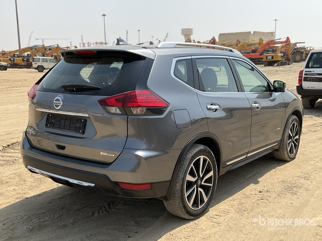 2020 Nissan X-Trail Hybrid SUV - SUV: слика 3 2020 Nissan X-Trail Hybrid SUV - SUV: слика 3