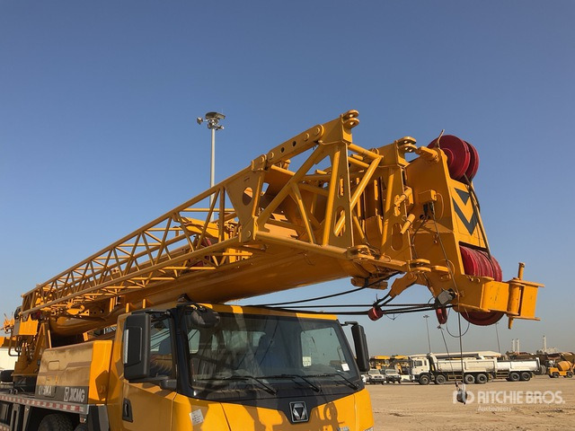 2020 XCMG QY50KA 50 ton 8x4x4 Hydraulic Truck Crane - Мобилен кран: слика 4 2020 XCMG QY50KA 50 ton 8x4x4 Hydraulic Truck Crane - Мобилен кран: слика 4