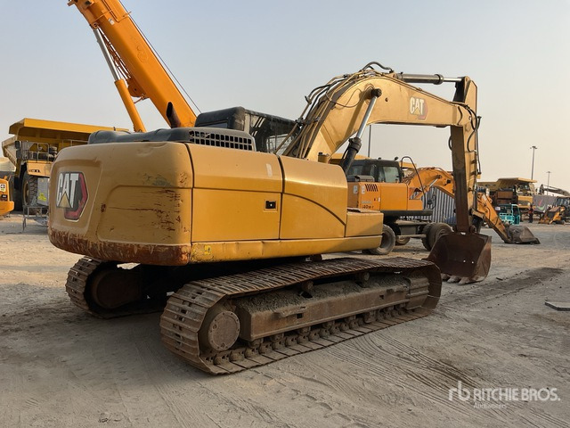 2022 Cat 323D3 - Багер гасеничар: слика 4 2022 Cat 323D3 - Багер гасеничар: слика 4