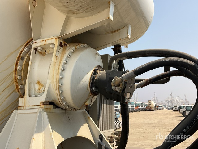 2024 XCMG NXG5310GJBN5C 8x4 Twin-Steer Mixer Truck - Камион миксер за бетон: слика 5 2024 XCMG NXG5310GJBN5C 8x4 Twin-Steer Mixer Truck - Камион миксер за бетон: слика 5
