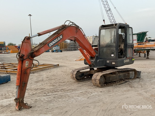 Doosan DH55 - Мини багер: слика 1 Doosan DH55 - Мини багер: слика 1
