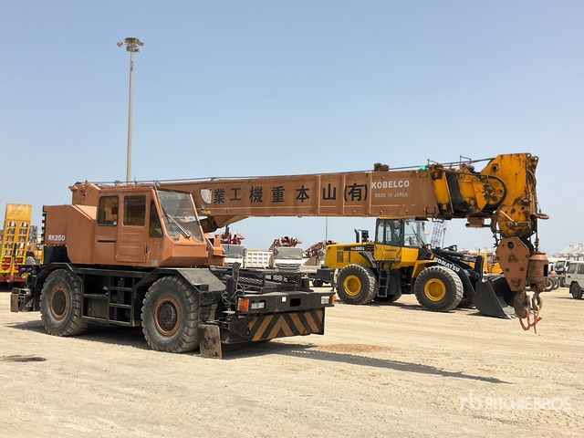Kobelco RK250-3 - Кран за нерамни терени: слика 1 Kobelco RK250-3 - Кран за нерамни терени: слика 1