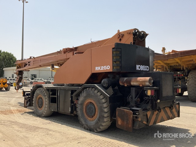 Kobelco RK250-3 - Кран за нерамни терени: слика 3 Kobelco RK250-3 - Кран за нерамни терени: слика 3