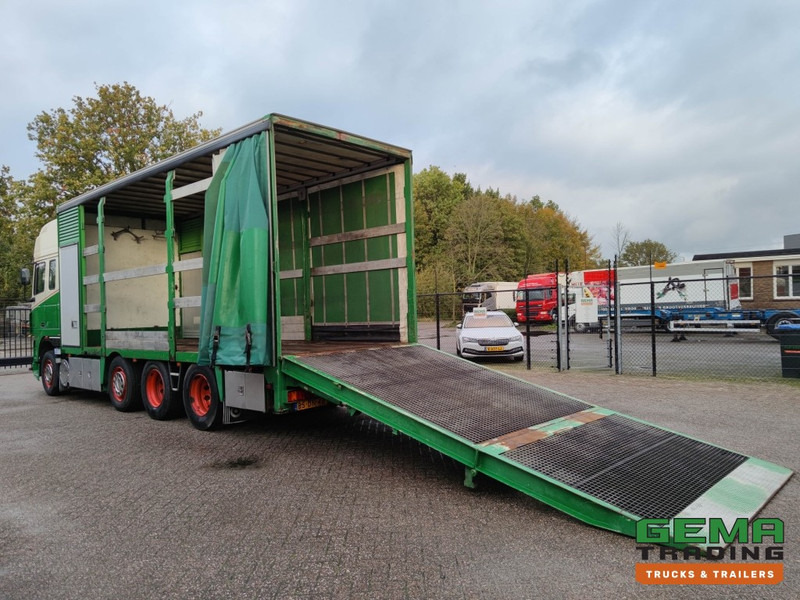 DAF FAK XF95.430 8x2 SuperSpaceCab Euro3 - CurtainSider 7.31m + Ramp 16T - MachineTransporter - 6 Persons (V558) - Автотранспортен камион: слика 2 DAF FAK XF95.430 8x2 SuperSpaceCab Euro3 - CurtainSider 7.31m + Ramp 16T - MachineTransporter - 6 Persons (V558) - Автотранспортен камион: слика 2