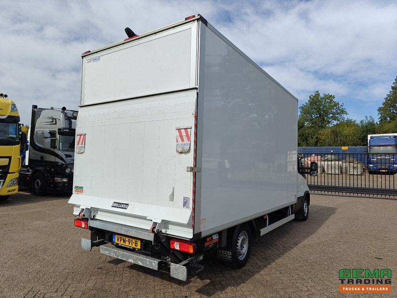 Iveco 35S18 Hi-Matic 4x2 Dagcab Euro6E - Gesloten Bak 4.2M - Laadklep 1000KG - Navi - 03/2026 APK - Комбе фургон: слика 4 Iveco 35S18 Hi-Matic 4x2 Dagcab Euro6E - Gesloten Bak 4.2M - Laadklep 1000KG - Navi - 03/2026 APK - Комбе фургон: слика 4