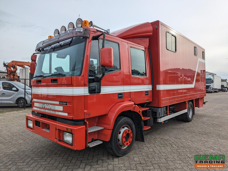 Iveco Tector ML120E24D 4x2 Euro3 DubbelCabine - Paardenwagen 3-Paards - Kleedruimte - Hydraulische klep- TOP! - Камион за коњи: слика 2 Iveco Tector ML120E24D 4x2 Euro3 DubbelCabine - Paardenwagen 3-Paards - Kleedruimte - Hydraulische klep- TOP! - Камион за коњи: слика 2