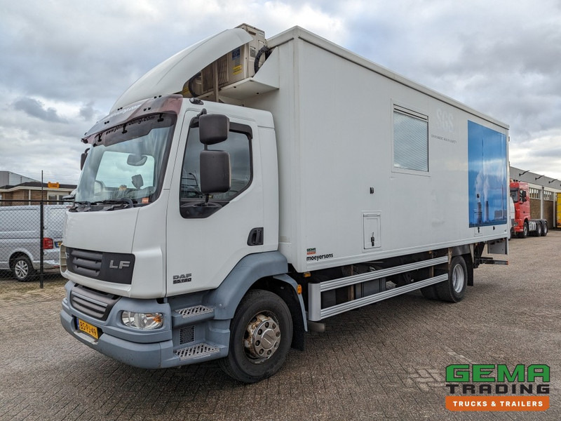 DAF FA LF55.180 4x2 Daycab 15T Euro4 Mobile Office / Camper / Workshop - Manual - Airco - Dhollandia Laadklep 1500KG - 150.000KM (V690) - Камион: слика 4 DAF FA LF55.180 4x2 Daycab 15T Euro4 Mobile Office / Camper / Workshop - Manual - Airco - Dhollandia Laadklep 1500KG - 150.000KM (V690) - Камион: слика 4