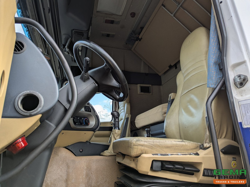 DAF 95XF.480 4x2 Superspacecab Euro3 - Handgeschakeld - Limited Edition Interieur - Side Skirts - Luchthoorns - Камион влекач: слика 5 DAF 95XF.480 4x2 Superspacecab Euro3 - Handgeschakeld - Limited Edition Interieur - Side Skirts - Luchthoorns - Камион влекач: слика 5