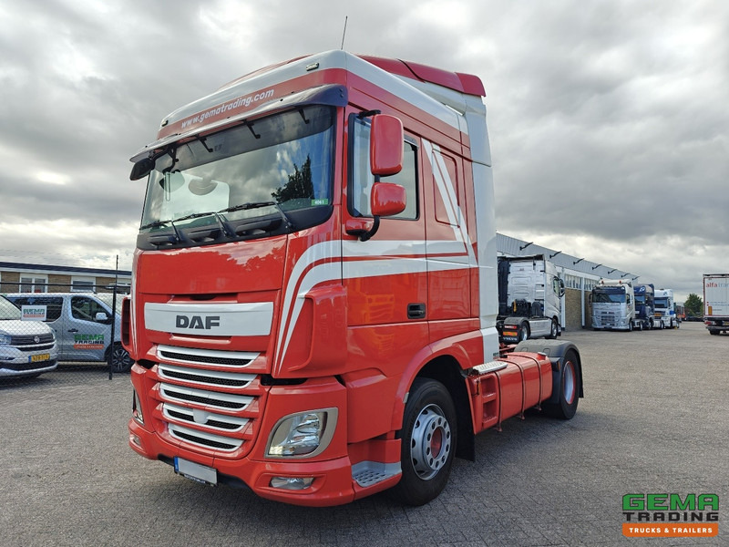 DAF XF 440 FT 4x2 Spacecab Euro6 - Retarder - ADR AT - 650.000KM - Камион влекач: слика 1 DAF XF 440 FT 4x2 Spacecab Euro6 - Retarder - ADR AT - 650.000KM - Камион влекач: слика 1