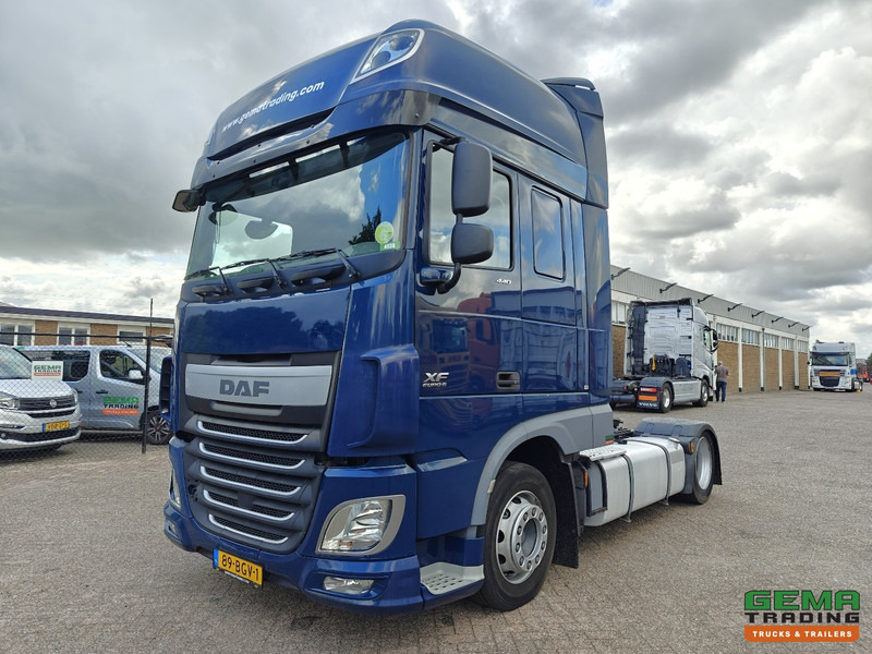 DAF XF 440 FT 4x2 SuperSpaceCab Euro6A - MEGA - Retarder - HandGeschakeld - 344.000KM! - Камион влекач: слика 1 DAF XF 440 FT 4x2 SuperSpaceCab Euro6A - MEGA - Retarder - HandGeschakeld - 344.000KM! - Камион влекач: слика 1