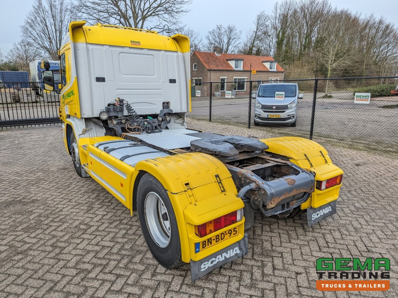 Scania P114-340 LA 4x2 CP19 Euro3 Manual - Side Skirts - Toolbox (T1350) - Камион влекач: слика 4 Scania P114-340 LA 4x2 CP19 Euro3 Manual - Side Skirts - Toolbox (T1350) - Камион влекач: слика 4