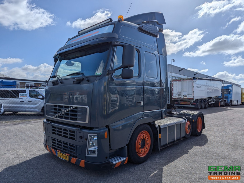 Volvo FH400 6x2 Globetrotter XL Euro5 - XLOW/Mega - Dubbele Tanks - Hefschotel - 08/2025APK - Камион влекач: слика 1 Volvo FH400 6x2 Globetrotter XL Euro5 - XLOW/Mega - Dubbele Tanks - Hefschotel - 08/2025APK - Камион влекач: слика 1