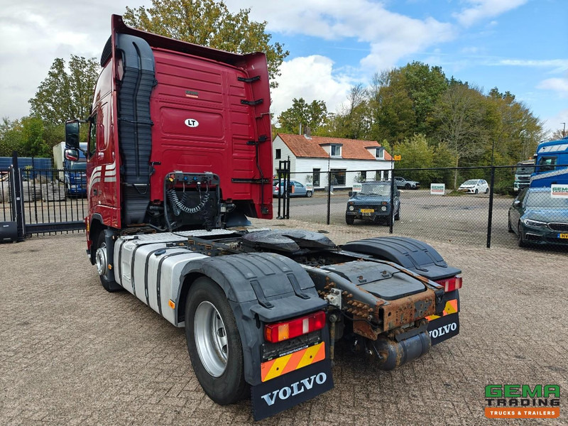 Volvo FH460 4x2 Globetrotter XL Euro5 - Handgeschakeld - Dubbele tanks - Камион влекач: слика 4 Volvo FH460 4x2 Globetrotter XL Euro5 - Handgeschakeld - Dubbele tanks - Камион влекач: слика 4