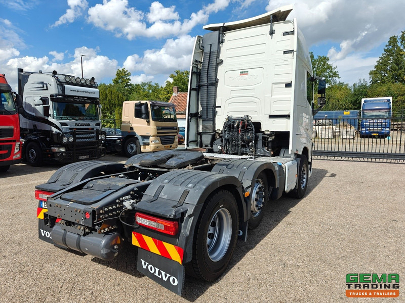 Volvo FH500 6x2 Globetrotter XL Euro6 - RHD!/Rechtslenkung! - Schuifschotel - SMARTTacho V2 - Камион влекач: слика 3 Volvo FH500 6x2 Globetrotter XL Euro6 - RHD!/Rechtslenkung! - Schuifschotel - SMARTTacho V2 - Камион влекач: слика 3