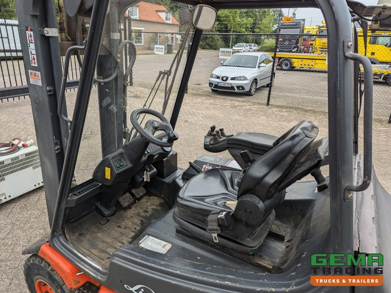 Linde E30 02 - 4058 uur - Duplex Mast - Volrubber Banden - Eurotron 80V-80A Oplader (M34) - Електричен вилушкар: слика 5 Linde E30 02 - 4058 uur - Duplex Mast - Volrubber Banden - Eurotron 80V-80A Oplader (M34) - Електричен вилушкар: слика 5