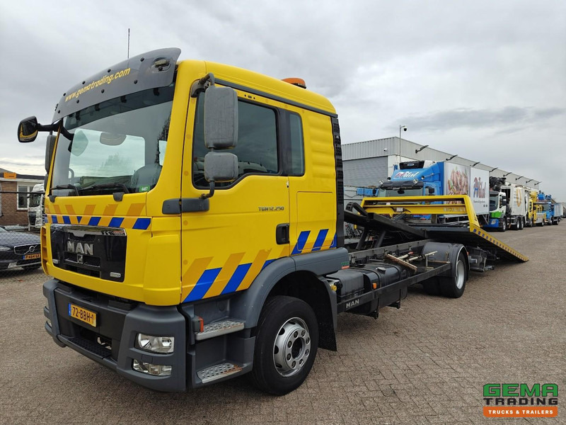 MAN TGM 12.250 4x2 Dagcabine (6 pl) Euro5 - Falkom FAS5000 + FAL2000 + Lier 3600KG - Afstandsbediening - Камион за влечење: слика 1 MAN TGM 12.250 4x2 Dagcabine (6 pl) Euro5 - Falkom FAS5000 + FAL2000 + Lier 3600KG - Afstandsbediening - Камион за влечење: слика 1