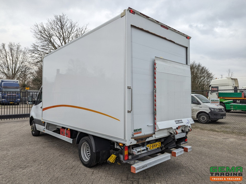Mercedes-Benz Sprinter 517 CDI 4x2 Euro6D - Gesloten Bak 4.2M + Laadklep 1000KG - Automaat - 10/2025APK - Комбе фургон: слика 3 Mercedes-Benz Sprinter 517 CDI 4x2 Euro6D - Gesloten Bak 4.2M + Laadklep 1000KG - Automaat - 10/2025APK - Комбе фургон: слика 3