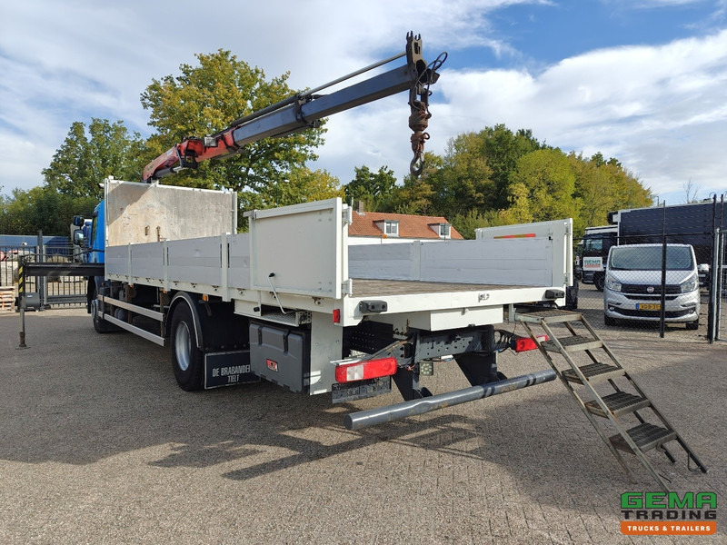 Renault Premium Lander 340 4x2 Dagcab Euro5 - Retarder - Open Laadbak 7.8M + Palfinger PK12002-EH - RadioGrafisch - Камион со платформа, Камион со кран: слика 4 Renault Premium Lander 340 4x2 Dagcab Euro5 - Retarder - Open Laadbak 7.8M + Palfinger PK12002-EH - RadioGrafisch - Камион со платформа, Камион со кран: слика 4