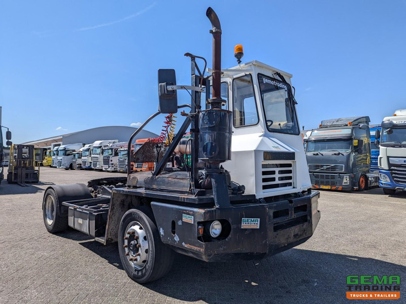 Terberg YT17 MOTOR DEFECT - MMBS Kenteken - Трактор на терминалот: слика 2 Terberg YT17 MOTOR DEFECT - MMBS Kenteken - Трактор на терминалот: слика 2