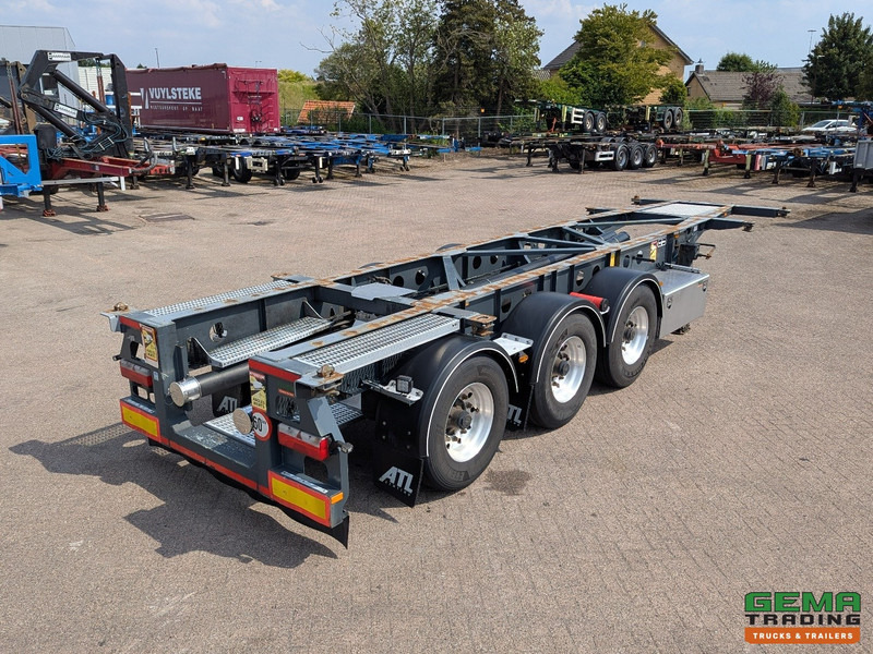Van Hool A3C002 3-Assen BPW - 20 30FT TANK/SWAP - 3490KG - ContainerChassis - ADR - Schijfremmen - 01/2026 APK - Транспортер на контејнер/ Полуприколка со променливо тело: слика 1 Van Hool A3C002 3-Assen BPW - 20 30FT TANK/SWAP - 3490KG - ContainerChassis - ADR - Schijfremmen - 01/2026 APK - Транспортер на контејнер/ Полуприколка со променливо тело: слика 1