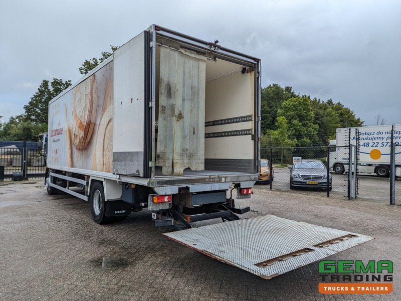 Volvo FL210 4x2 Daycab 18Ton Euro5 Handgeschakeld - Koel-VriesBak 8.40M - Frigo Block - Laadklep 1500KG - Изотермален камион: слика 4 Volvo FL210 4x2 Daycab 18Ton Euro5 Handgeschakeld - Koel-VriesBak 8.40M - Frigo Block - Laadklep 1500KG - Изотермален камион: слика 4