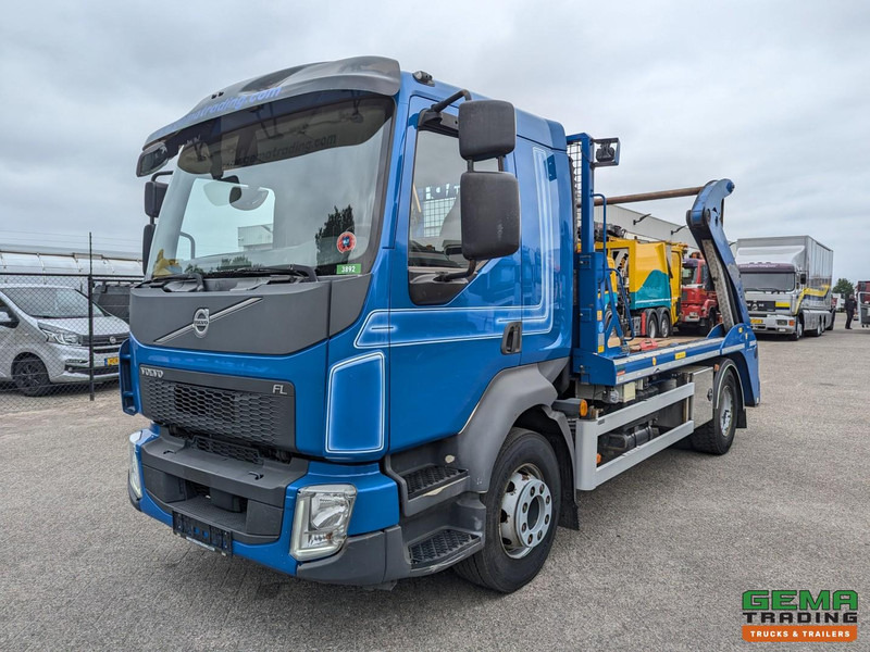Volvo FL240 4x2 Dagcab Euro6 - JOAB PortaalSysteem 8T - Afstandsbediening - Webasto - Камион за подигање контејнери: слика 1 Volvo FL240 4x2 Dagcab Euro6 - JOAB PortaalSysteem 8T - Afstandsbediening - Webasto - Камион за подигање контејнери: слика 1