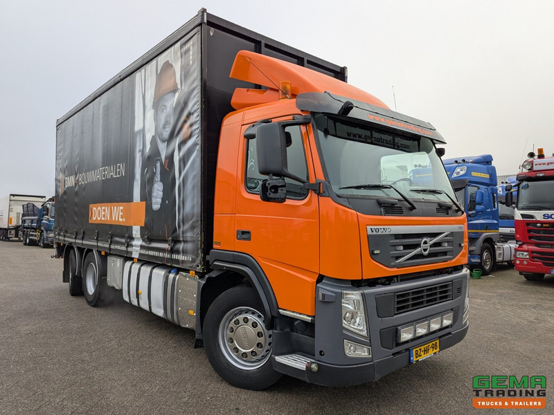 Volvo FM330 6x2/4 Daycab Euro5 EEV - SchuifzeilenBak 6.7m. - KooiAap Aansluiting - HH Vloer - Rongen - Камион со церада: слика 2 Volvo FM330 6x2/4 Daycab Euro5 EEV - SchuifzeilenBak 6.7m. - KooiAap Aansluiting - HH Vloer - Rongen - Камион со церада: слика 2