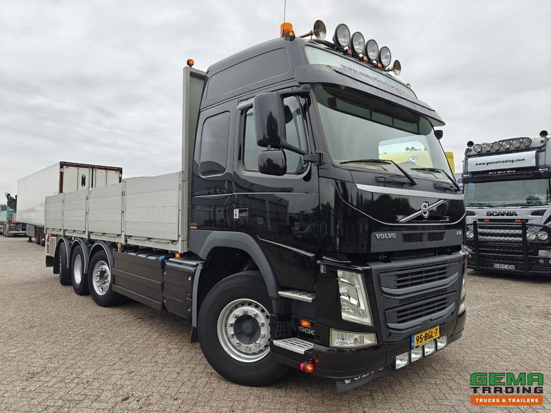 Volvo FM500 8x2/6 Globetrotter Euro6B - Open Laadbak 7.3M - HH Vloer - Alu Zijborden - Stuur/LiftAssen - Камион со платформа: слика 2 Volvo FM500 8x2/6 Globetrotter Euro6B - Open Laadbak 7.3M - HH Vloer - Alu Zijborden - Stuur/LiftAssen - Камион со платформа: слика 2