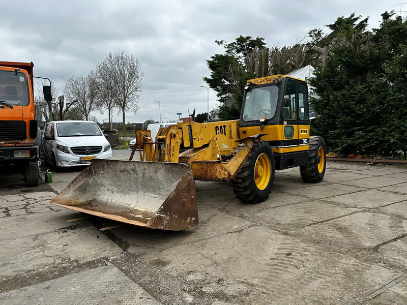 Caterpillar TH63 4X4X4 Telehandler - Телескопски ракувач: слика 2 Caterpillar TH63 4X4X4 Telehandler - Телескопски ракувач: слика 2