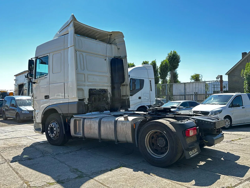 DAF XF 460 4X2 Tractor-unit Spring/Air Retarder ACC Euro6 - Камион влекач: слика 3 DAF XF 460 4X2 Tractor-unit Spring/Air Retarder ACC Euro6 - Камион влекач: слика 3