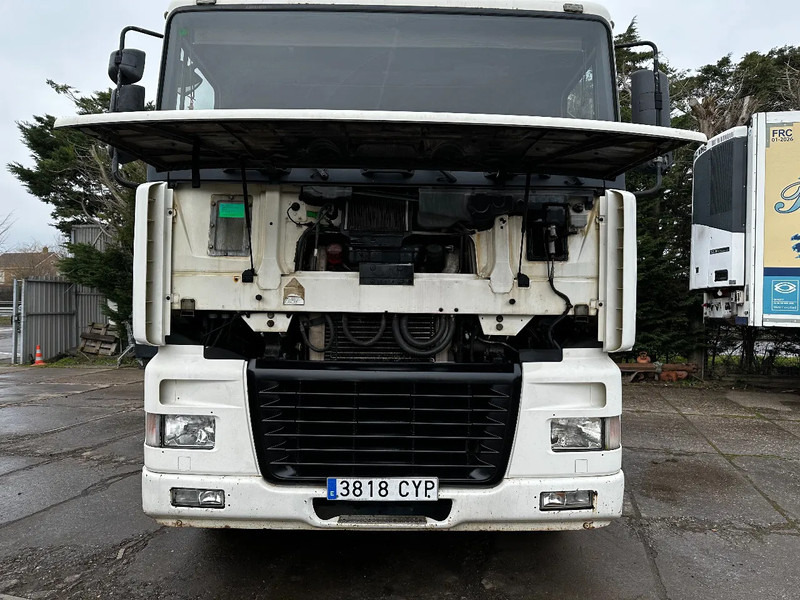 DAF XF 95.380 4X2 Tractor-unit Spring/Air ZF Manual Euro2 PTO - Камион влекач: слика 5 DAF XF 95.380 4X2 Tractor-unit Spring/Air ZF Manual Euro2 PTO - Камион влекач: слика 5