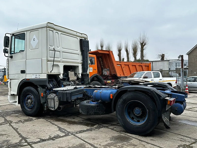 DAF XF 95.380 4X2 Tractor-unit Spring/Air ZF Manual Euro2 PTO - Камион влекач: слика 3 DAF XF 95.380 4X2 Tractor-unit Spring/Air ZF Manual Euro2 PTO - Камион влекач: слика 3