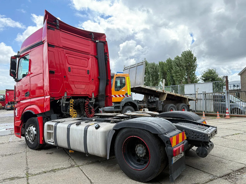 Mercedes-Benz Actros 1845 4X2 Tractor-unit Spring/Air Retarder Double tank - Камион влекач: слика 3 Mercedes-Benz Actros 1845 4X2 Tractor-unit Spring/Air Retarder Double tank - Камион влекач: слика 3