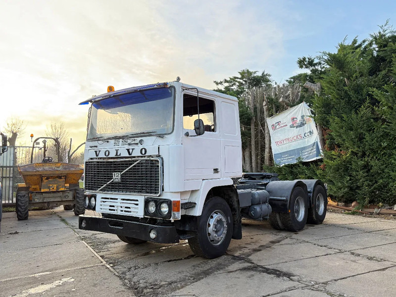 Volvo F 12 Turbo B 380 6X4 Tractor-Unit Spring/Spring Manual Gearbox - Камион влекач: слика 2 Volvo F 12 Turbo B 380 6X4 Tractor-Unit Spring/Spring Manual Gearbox - Камион влекач: слика 2