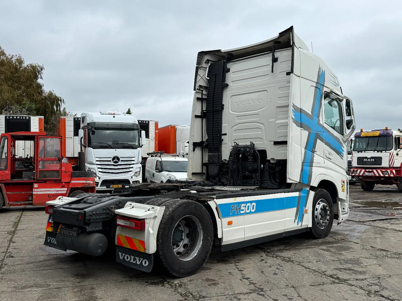 Volvo FH 13.460 4X2 Tractor-unit Spring/Air Retarder Full spoiler Euro6 - Камион влекач: слика 4 Volvo FH 13.460 4X2 Tractor-unit Spring/Air Retarder Full spoiler Euro6 - Камион влекач: слика 4