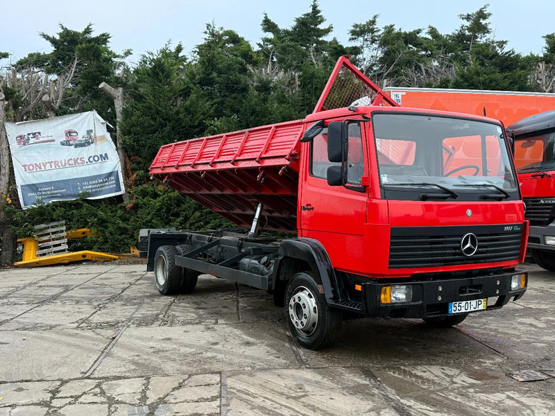 Mercedes-Benz 1117 4X2 Spring/Spring Tipper 6 Gear manual*New condition* - Кипер: слика 1 Mercedes-Benz 1117 4X2 Spring/Spring Tipper 6 Gear manual*New condition* - Кипер: слика 1