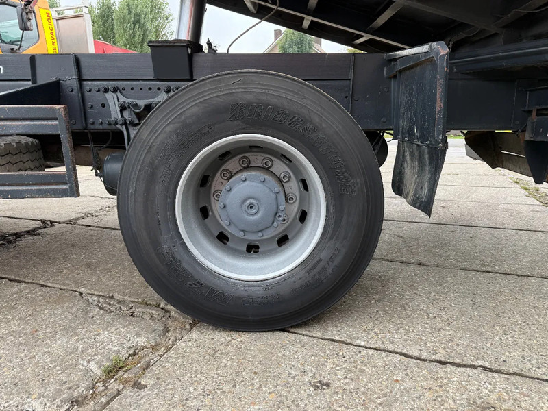 Mercedes-Benz Actros 1831 V6 4X2 Tipper + crane EPS Manual Gearbox 3 peddal - Кипер, Камион со кран: слика 5 Mercedes-Benz Actros 1831 V6 4X2 Tipper + crane EPS Manual Gearbox 3 peddal - Кипер, Камион со кран: слика 5