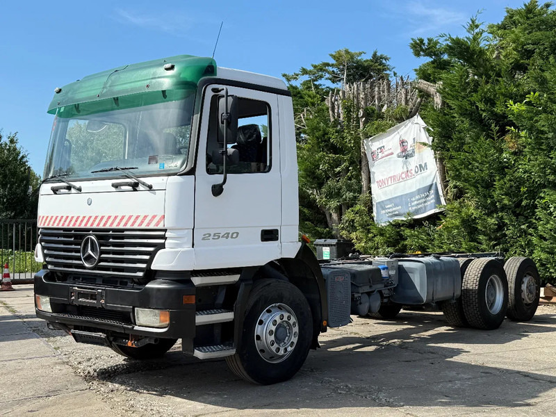 Mercedes-Benz Actros 2540 V6 6X2 Chassis Spring/Air Manual gearbox - Камион со кабинска шасија: слика 2 Mercedes-Benz Actros 2540 V6 6X2 Chassis Spring/Air Manual gearbox - Камион со кабинска шасија: слика 2