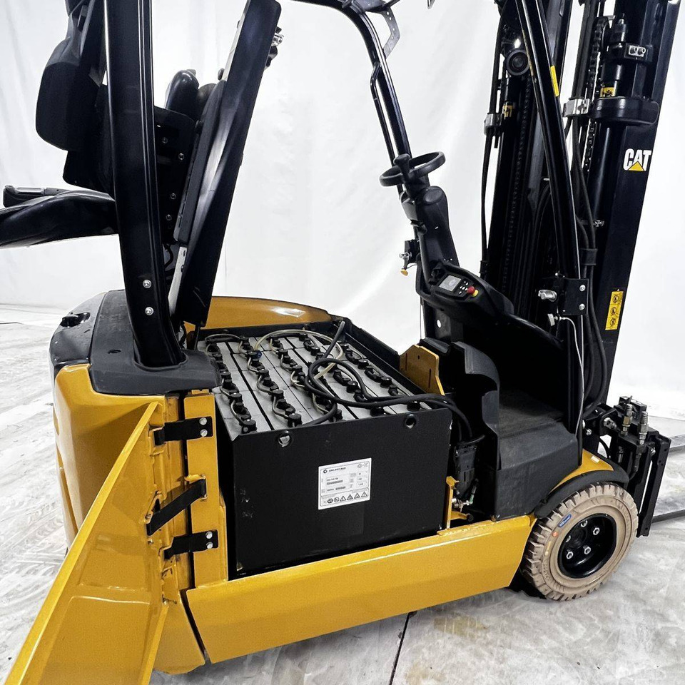 Caterpillar EP20ANT - Електричен вилушкар: слика 3 Caterpillar EP20ANT - Електричен вилушкар: слика 3