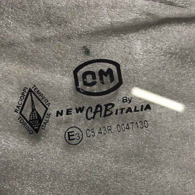 Glass for Komatsu/Fiat - Прозорец и делови за Опрема за ракување со материјали: слика 3 Glass for Komatsu/Fiat - Прозорец и делови за Опрема за ракување со материјали: слика 3