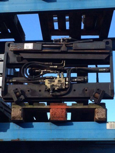 Kaup Fork Clamp with sideshift - Стега: слика 2 Kaup Fork Clamp with sideshift - Стега: слика 2