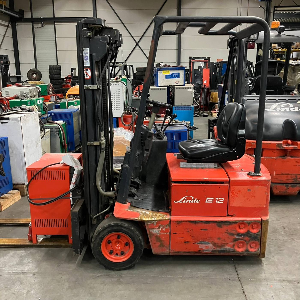 Linde E12Z-02 (324) - Електричен вилушкар: слика 1 Linde E12Z-02 (324) - Електричен вилушкар: слика 1