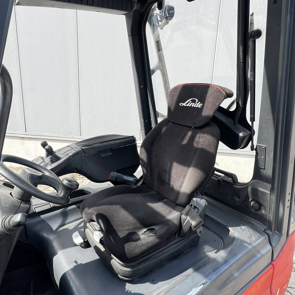 Linde E25-01 (387) - Електричен вилушкар: слика 4 Linde E25-01 (387) - Електричен вилушкар: слика 4