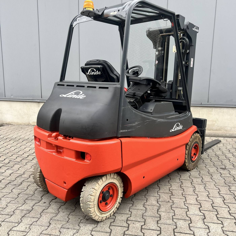 Linde E25 (336-02) - Електричен вилушкар: слика 2 Linde E25 (336-02) - Електричен вилушкар: слика 2