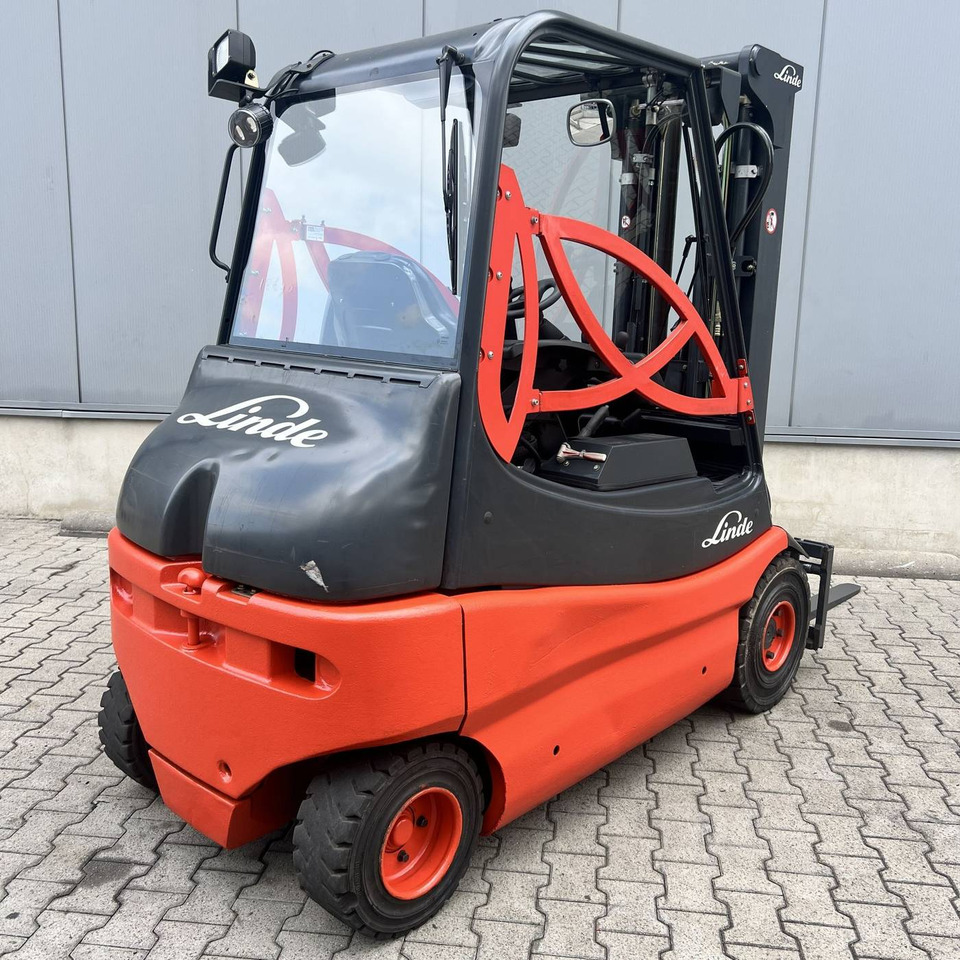 Linde E25S (336-03) - Електричен вилушкар: слика 2 Linde E25S (336-03) - Електричен вилушкар: слика 2