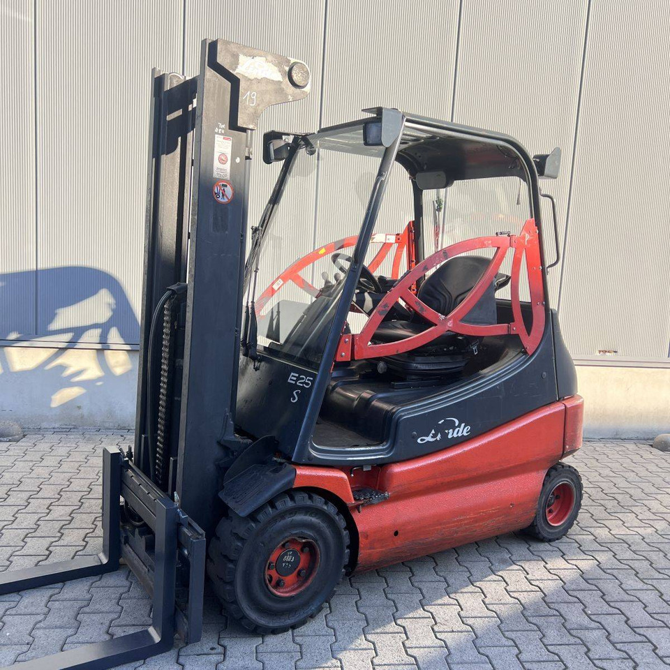 Linde E25S (336-03) - Електричен вилушкар: слика 2 Linde E25S (336-03) - Електричен вилушкар: слика 2