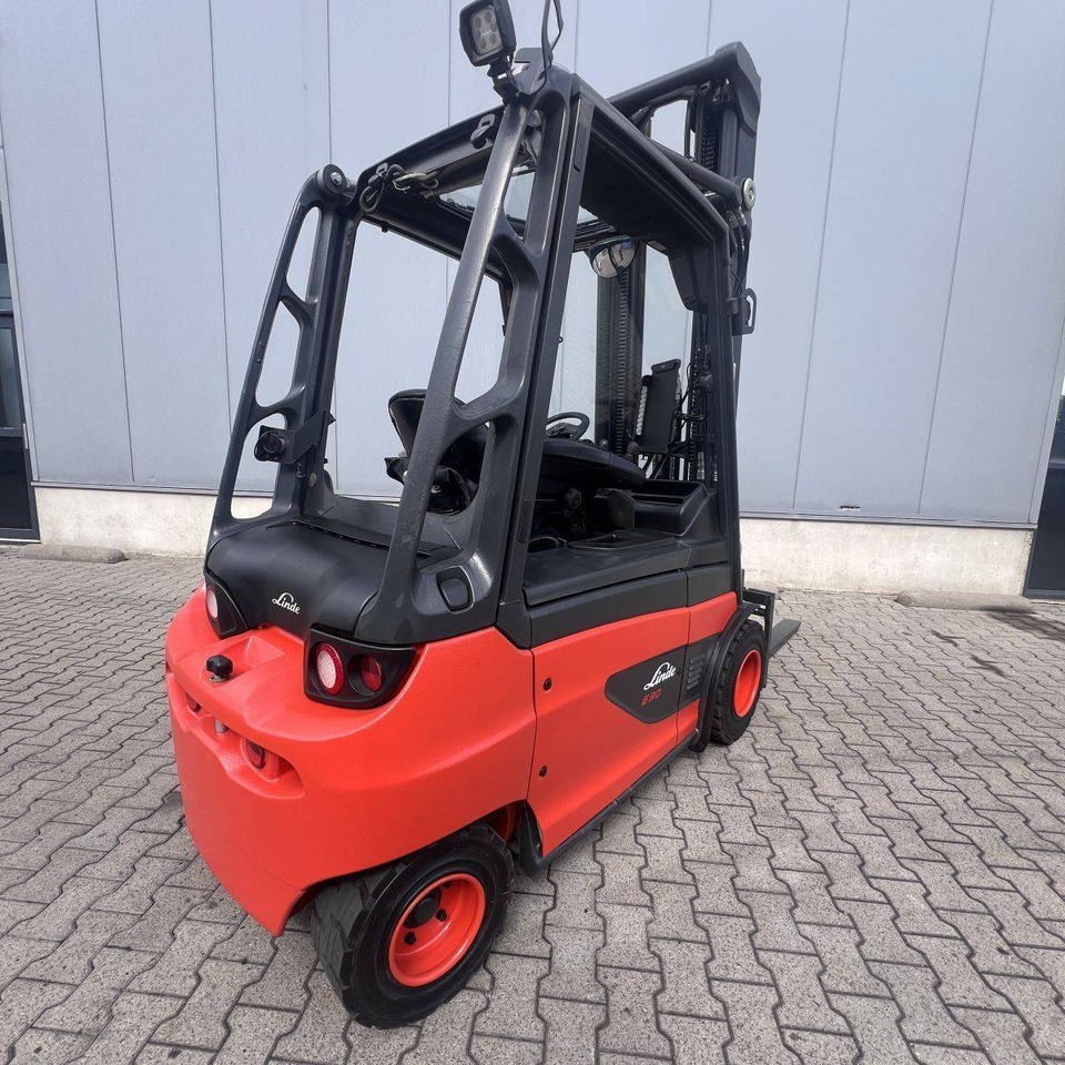 Linde E30 (387) - Електричен вилушкар: слика 2 Linde E30 (387) - Електричен вилушкар: слика 2