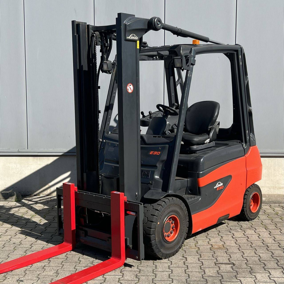 Linde E30 (387) - Електричен вилушкар: слика 1 Linde E30 (387) - Електричен вилушкар: слика 1